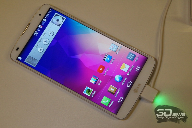 LG представила новые смартфоны и мощный фаблет - ФОТО