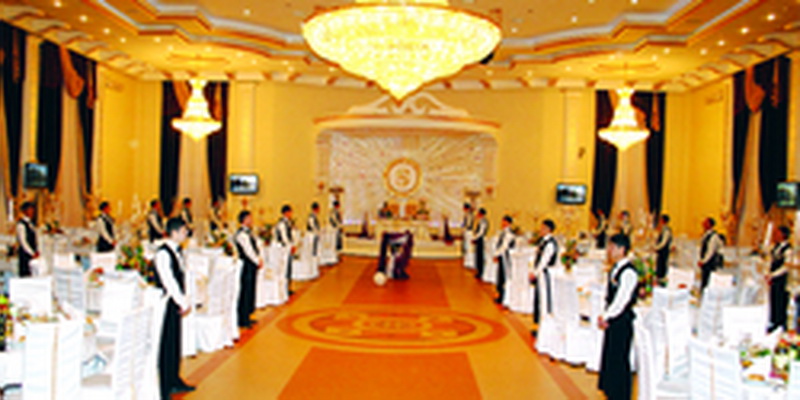 Azərbaycanda restoran qarşıdurması: toy xərcləri aşağı salınsın - FOTO