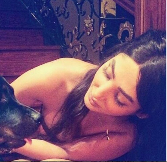 Açıq-saçıq İran qızları - FOTOLAR