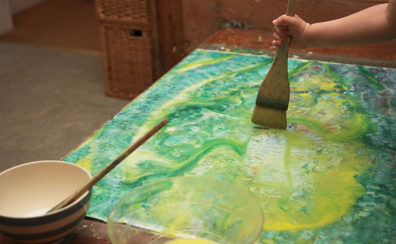 "Картинная галерея" Day.Az: Потрясающие работы девочки-аутиста - ФОТО