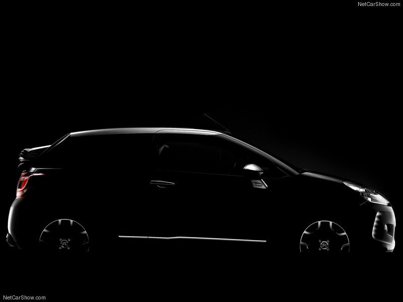"Заряженный" кабриолет от Citroen станет серийным - ФОТО