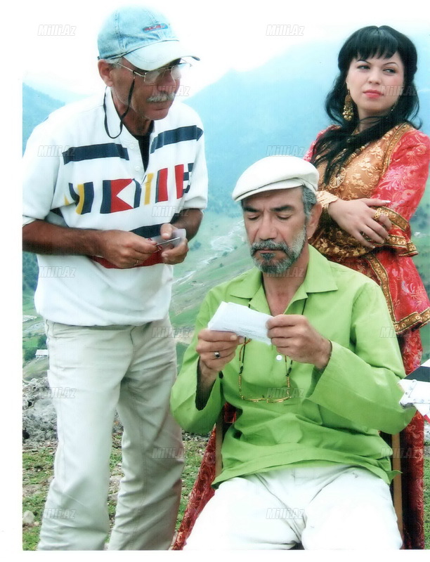 Qrim ustası: "Bizim aktrisalarla işləmək çətindi" - FOTO