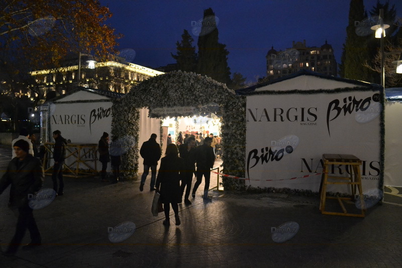 Настоящая сказка: новогодняя ярмарка в центре Баку - РЕПОРТАЖ - ФОТО