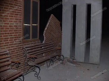 Göygöldə təmirdən yeni çıxan Chevrolet dayanacağa çırpıldı - FOTO