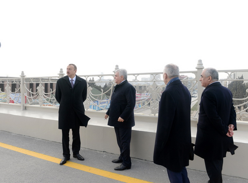 Президент Ильхам Алиев ознакомился с ходом строительных работ на дорожных узлах на проспекте Зии Буниятова - ОБНОВЛЕНО - ФОТО