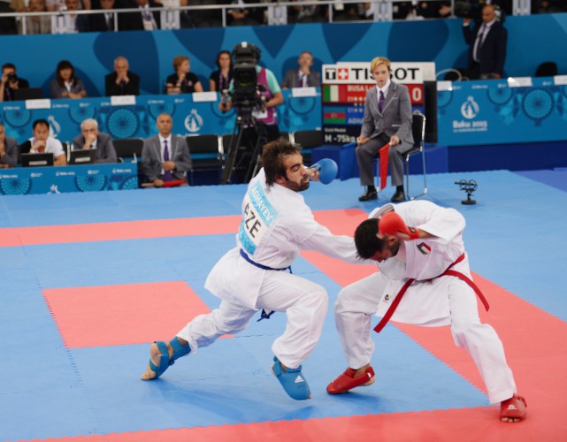 Президент Ильхам Алиев и его супруга Мехрибан Алиева в рамках первых Европейских игр наблюдали за ходом соревнований по карате и борьбе - ОБНОВЛЕНО - ФОТО