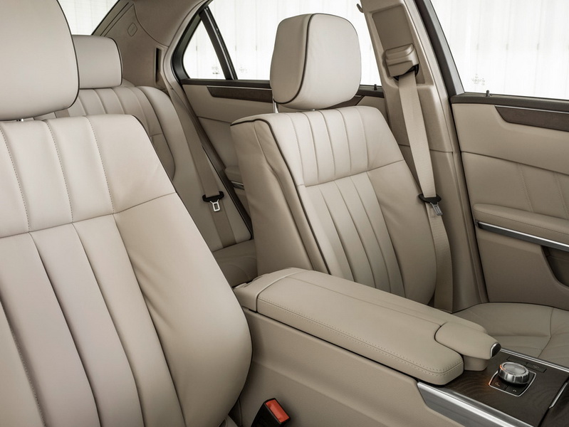 Обновленный Mercedes E-class появится в продаже весной 2013 года - ФОТО