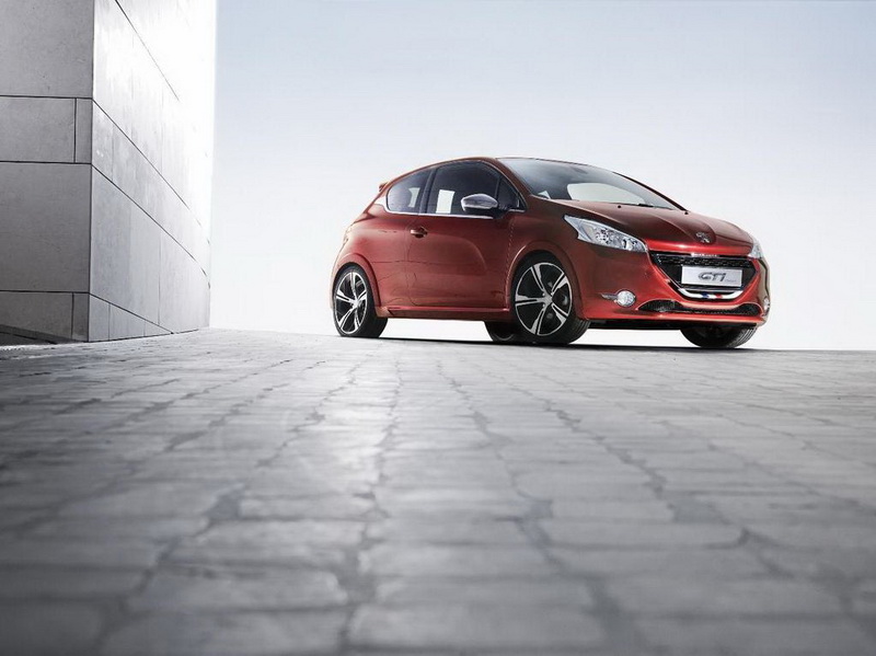 Хэтчбек Peugeot 208 GTi пойдет в серийное производство - ФОТО