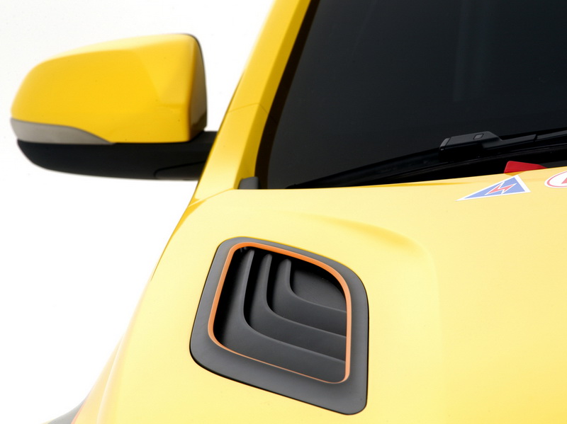 Гоночная Lada Vesta WTCC выйдет на трек в 2015 году - ФОТО