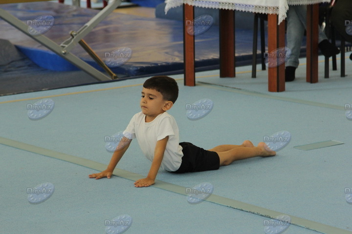 Будущие победители. Один день в Бакинской школе гимнастики - РЕПОРТАЖ - ФОТО