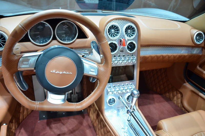 "Охотник", воспитанный в Spyker, нацелился на Porsche - ФОТО