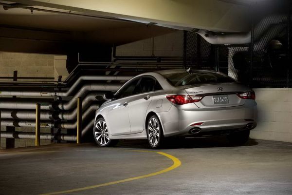 Hyundai Sonata 2013: обновления популярного седана - ФОТОСЕССИЯ