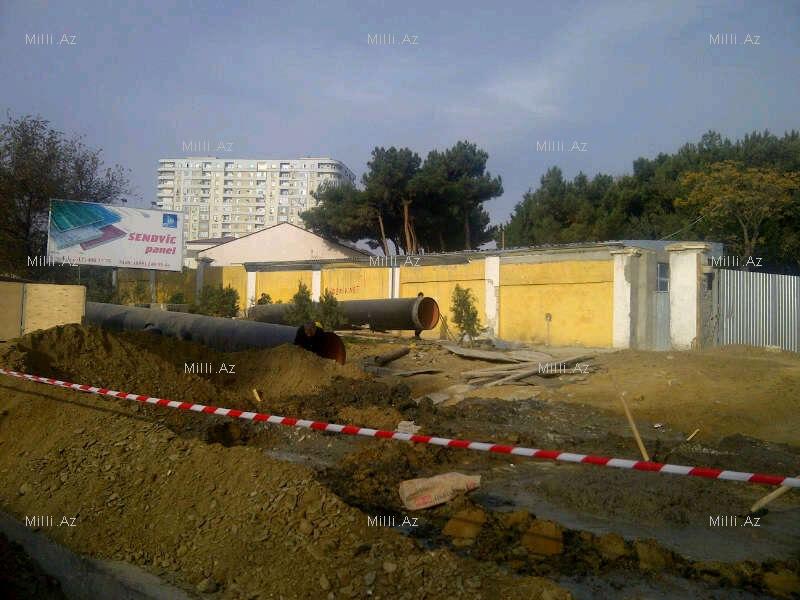 На улице Дж.Мамедгулузаде строится новая станция метро – ФОТО