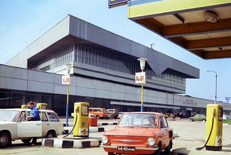 Бензоколонки в СССР – история в фотографиях - ФОТОСЕССИЯ