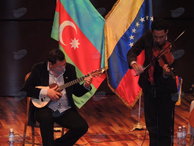 Латиноамериканские ритмы на сцене Международного центра мугама – РЕПОРТАЖ – ФОТО