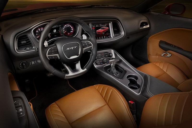 Новая версия Dodge Challenger обещает быть очень мощной - ФОТО