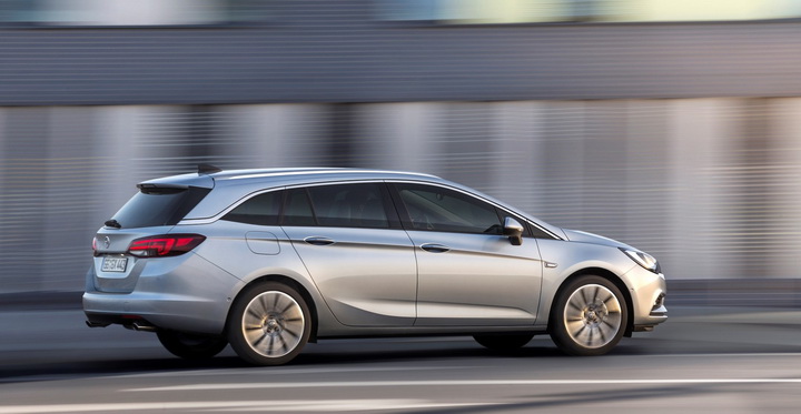 Семейство Opel Astra пополнилось универсалом - ФОТО