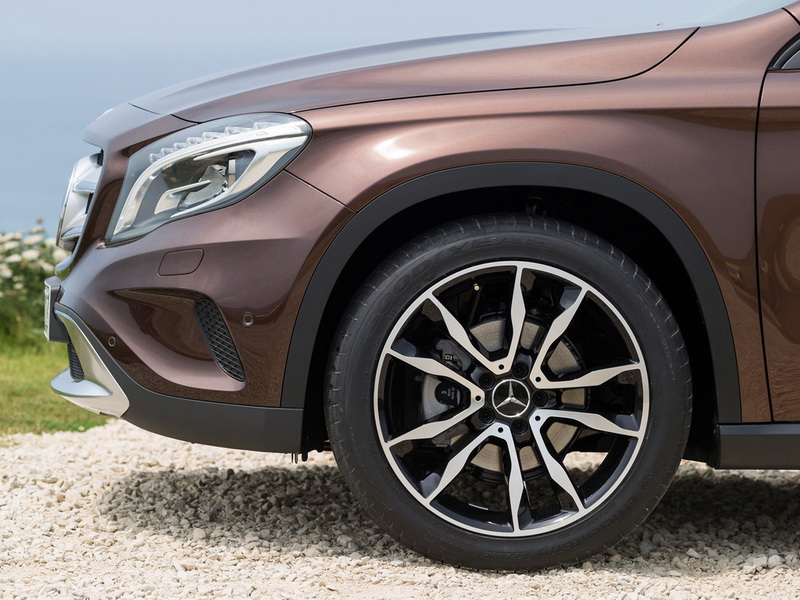 Новый Mercedes GLA нарекли "располневшим А-классом" - ФОТО