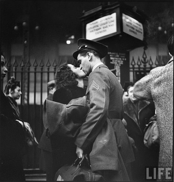 Прощание с возлюбленными. Пенсильванский вокзал. 1943 - ФОТОСЕССИЯ