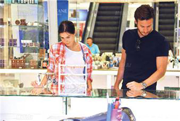 Məşhur türk aktyor karyerasını qəflətən bitirdi - FOTO