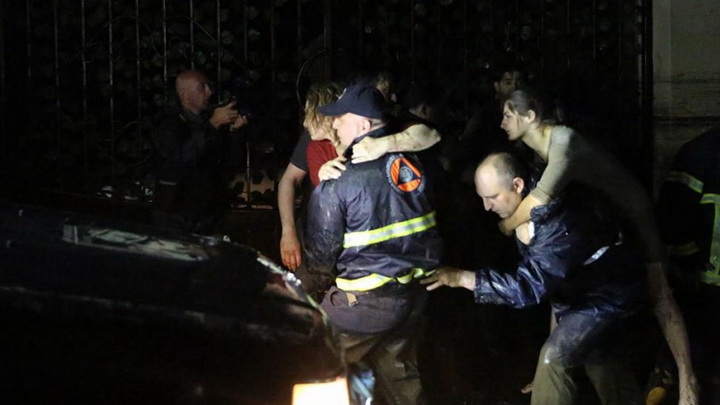 Трагедия в Тбилиси: по городу гуляют дикие звери - ОБНОВЛЕНО - ФОТО - ВИДЕО