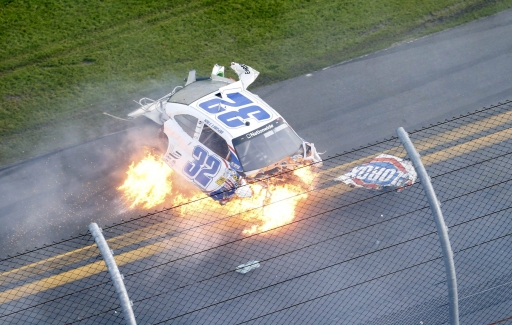 Самые страшные аварии на автогоноках NASCAR - ФОТОСЕССИЯ