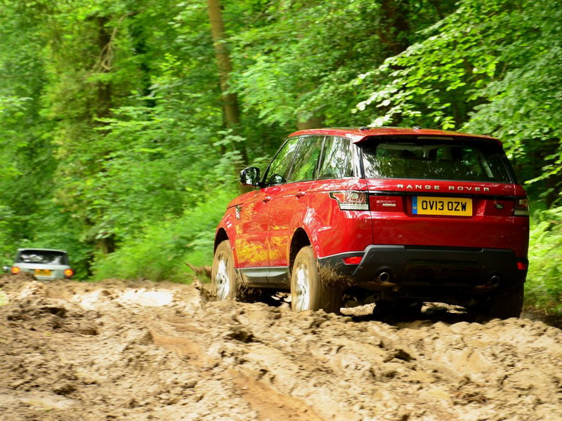 Измеряем градус спорта в новом Range Rover Sport - ФОТО
