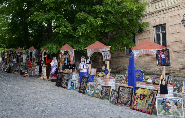 Грандиозный фестиваль огня - в древнем Шеки - ФОТО