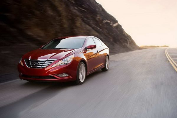 Hyundai Sonata 2013: обновления популярного седана - ФОТОСЕССИЯ