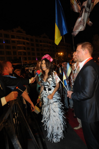 В Баку прошла церемония открытия конкурса "Евровидение 2012" - ОБНОВЛЕНО - ФОТО