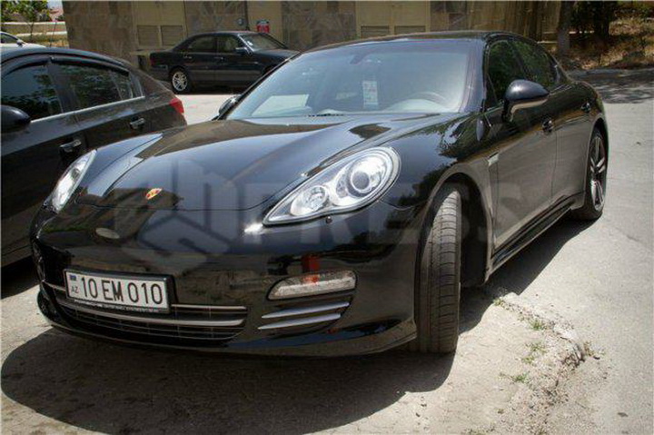 Elnur Məmmədlinin yeni "Porsche"si - FOTO