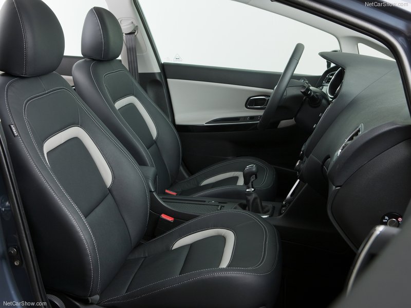 Новый Kia Cee’d стал более спортивным - ФОТОСЕССИЯ