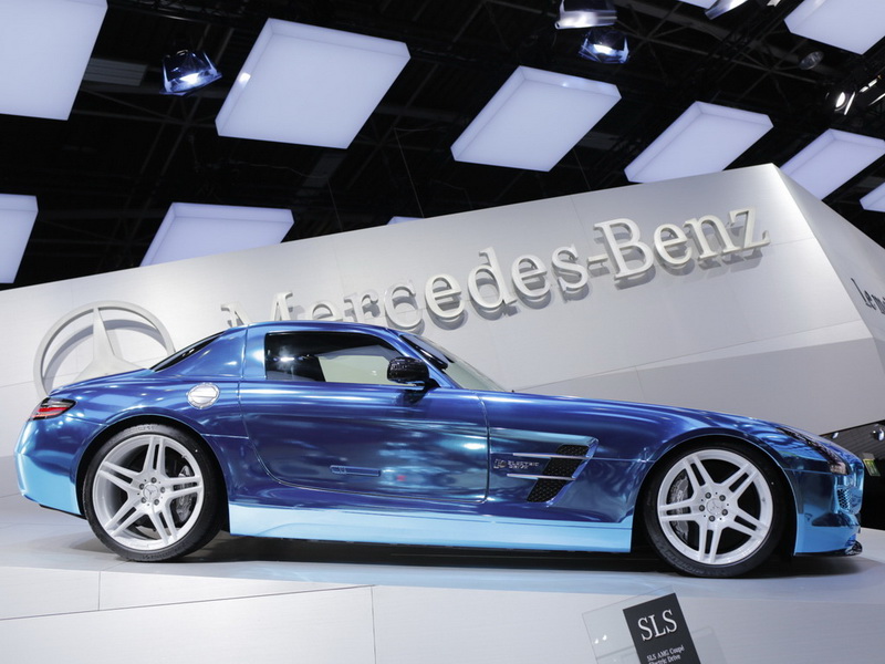 Самый быстрый электрокар в мире дебютировал на стенде Mercedes - ФОТОСЕССИЯ