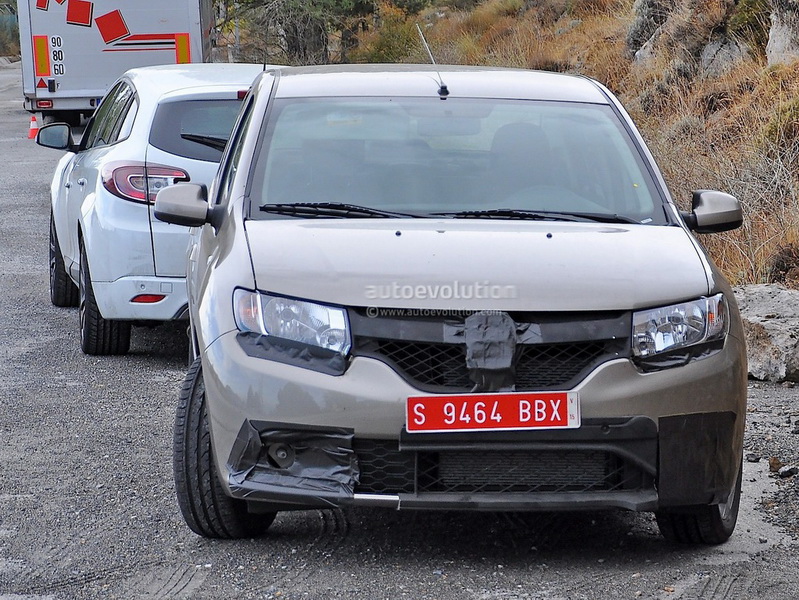 Renault Logan может получить "подогретую" модификацию - ФОТО