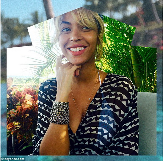 Бейонсе выложила в Cеть свои откровенные снимки - ФОТО