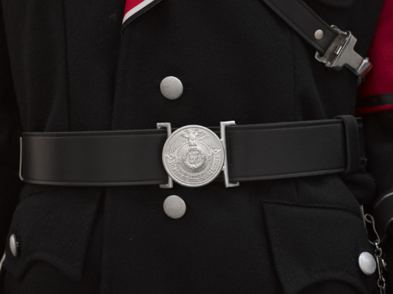 "Картинная галерея Day.Az": Эпатажные работы художников - ФОТО