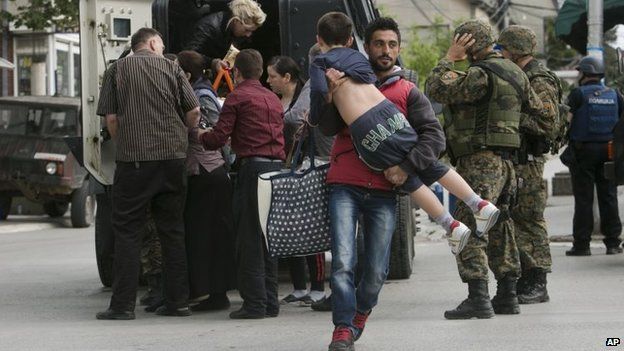Кошмар в Македонии. В спецоперации погибли и ранены полицейские - ОБНОВЛЕНО - ФОТО