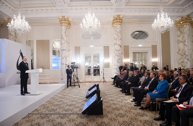 Президент Ильхам Алиев: "Азербайджан - единственный новый источник газа для Европы"
 - ОБНОВЛЕНО - ФОТО