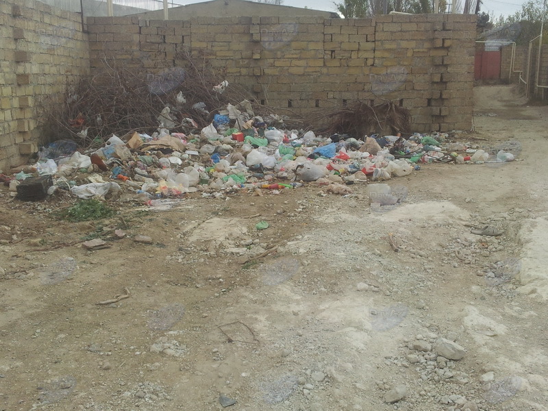 Как в Баку образуются свалки - ФОТО