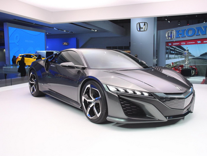 Acura показала предсерийный кроссовер и обновленный суперкар NSX - ФОТО