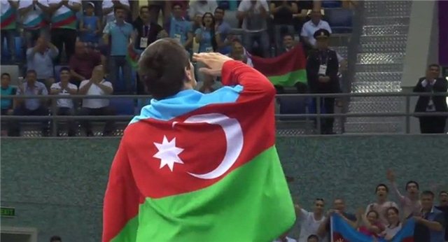 Rəsul Çunayev: "Sevdiyim qız yoxdur" - MÜSAHİBƏ - FOTO - VİDEO