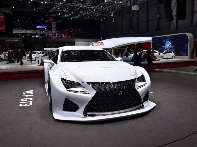 Lexus превратил свое шикарное купе в гоночный болид - ФОТО