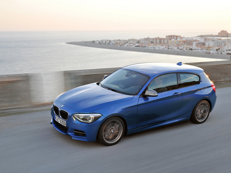 BMW представил универсал 3 Series и трехдверную "единичку" - ФОТОСЕССИЯ