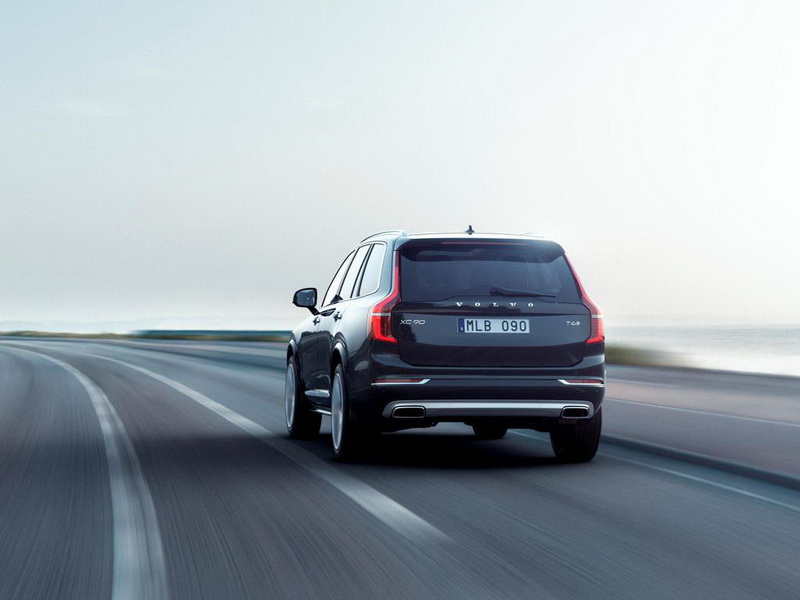 Volvo распродал первую партию нового XC90 за 47 часов - ФОТО