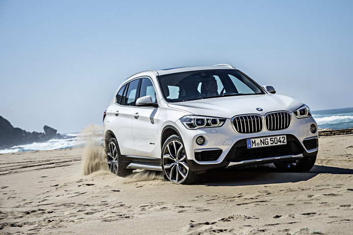BMW официально представила новое поколение X1 - ФОТО