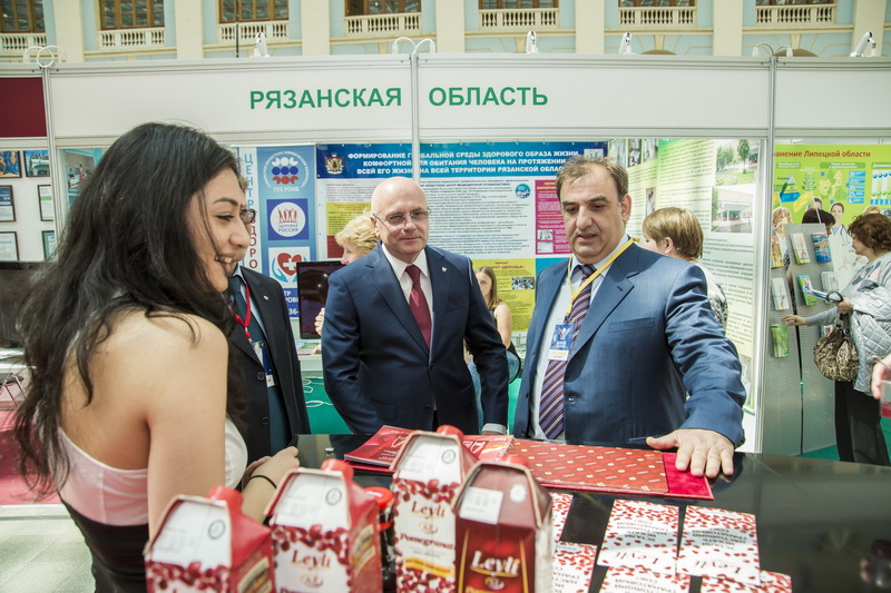 Кардиохирург с мировым именем Лео Бокерия оценил высокое качество БИО гранатового сока "LEYLI" - ФОТО - ВИДЕО