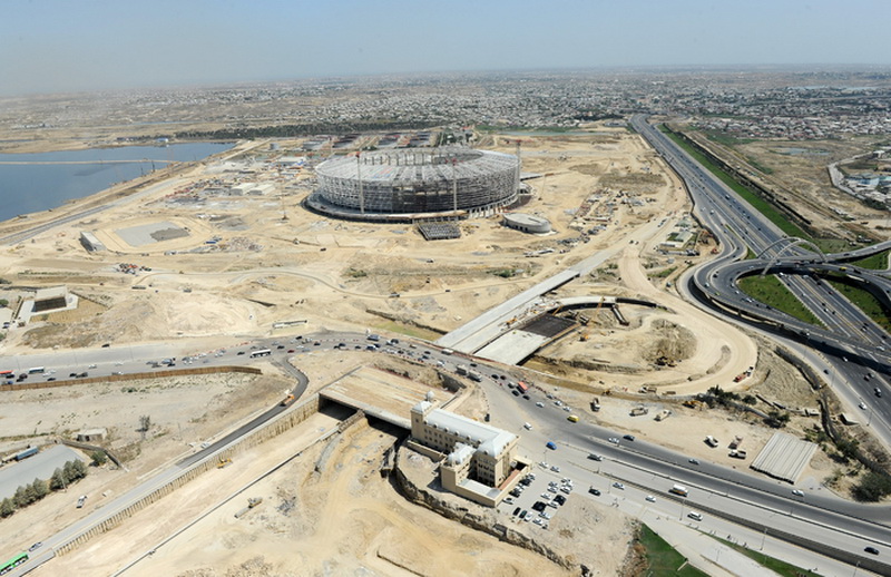 Президент Ильхам Алиев ознакомился с ходом работ по строительству Олимпийского стадиона, ряда дорожных объектов и восстановлению экосреды озера Беюкшор - ОБНОВЛЕНО - ФОТО