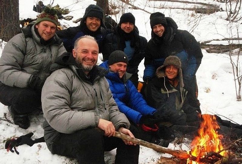 За кадром передачи “Выжить любой ценой” с Беаром Гриллсом - ФОТОСЕССИЯ