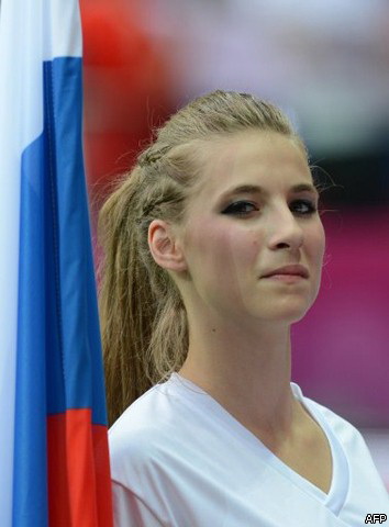 Лучшие болельщицы Евро-2012 - ФОТОСЕССИЯ