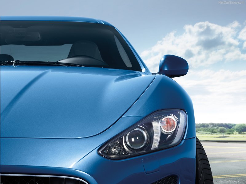 Maserati GranTurismo Sport 2013 представлена в Швейцарии - ФОТОСЕССИЯ